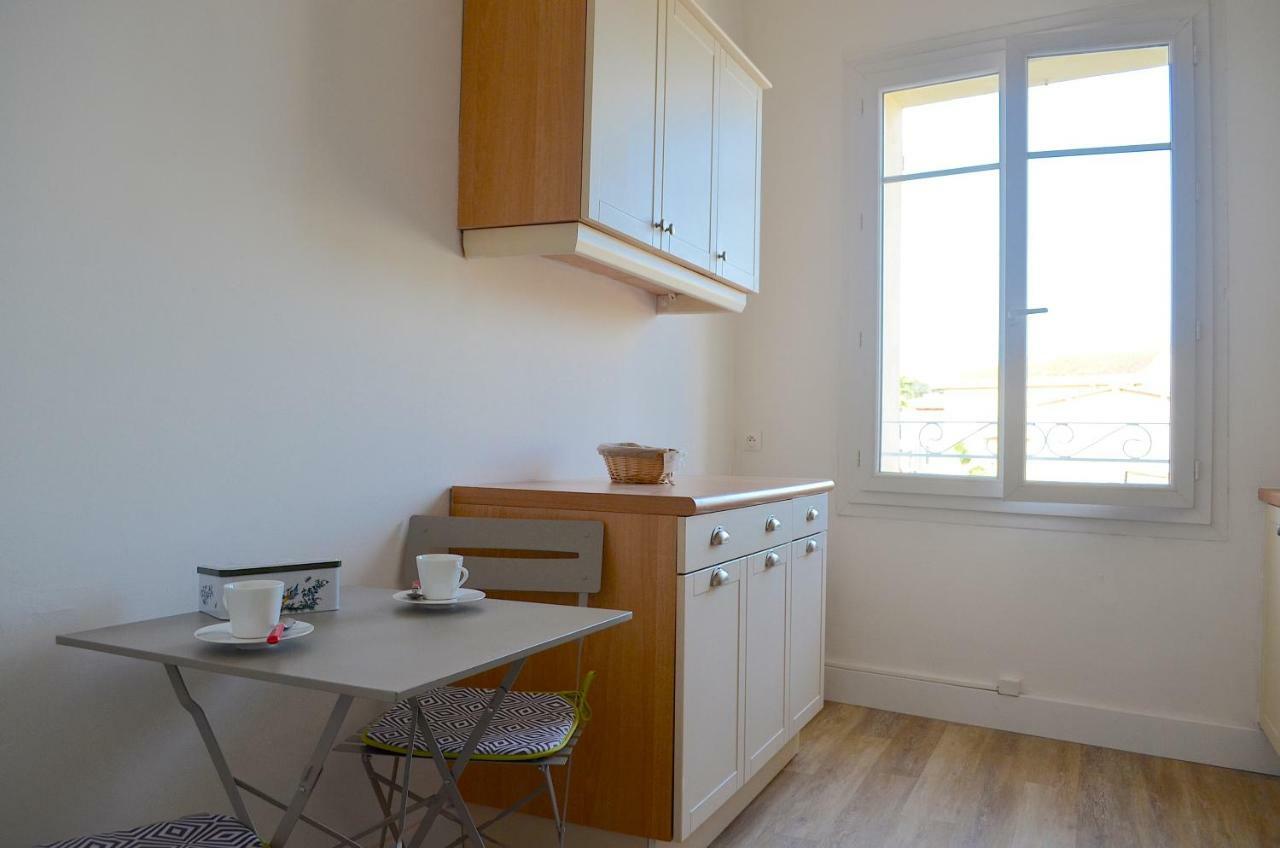 2 Pieces Liberte Plein Centre Apartment Saint-Raphael  Exterior photo
